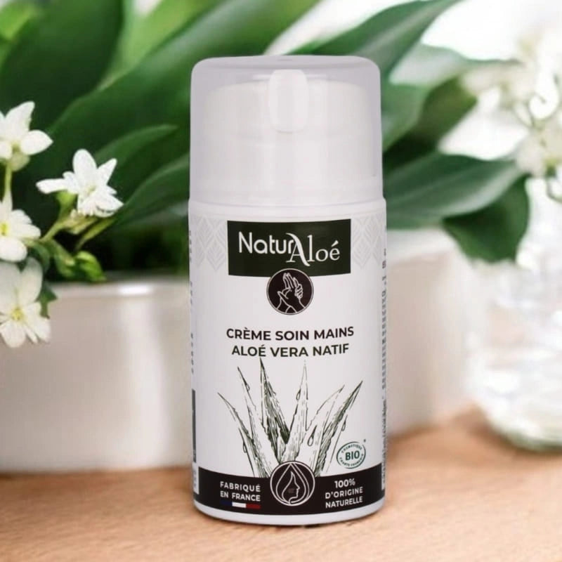 Ambiance salle de bain avec crème soin mains - NaturAloé