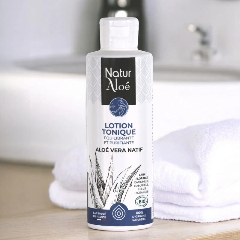 Ambiance salle de bain avec lotion tonique à l’Aloé Vera - NaturAloé